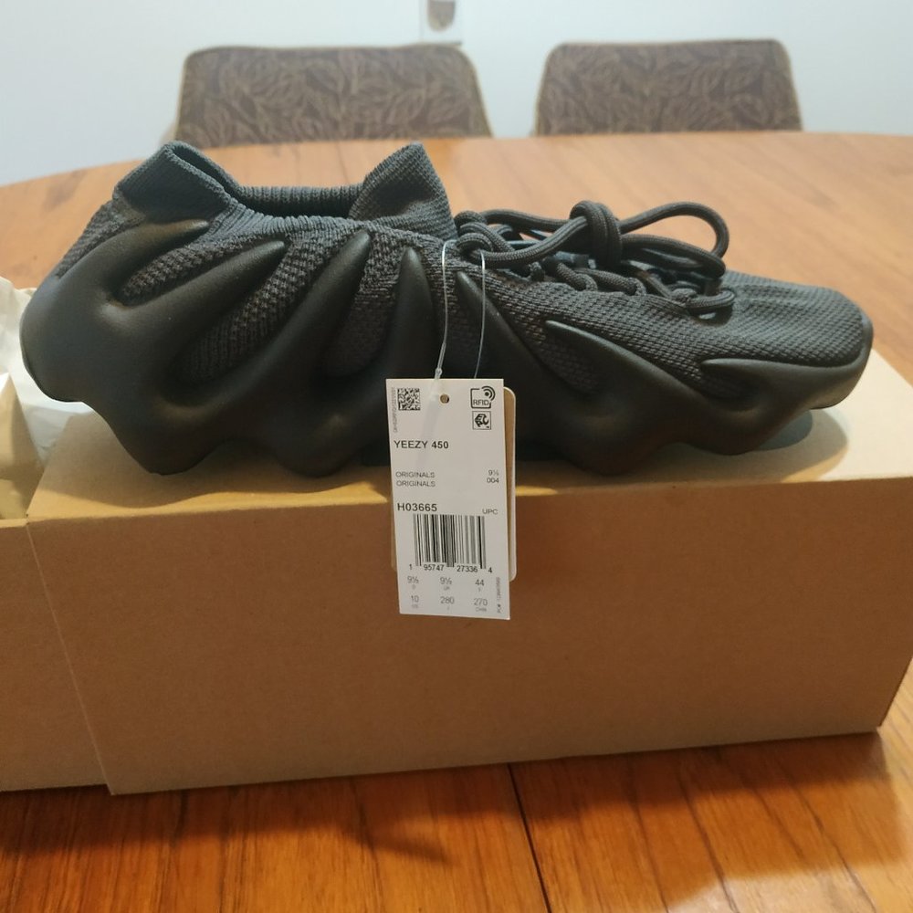 Yeezy 450